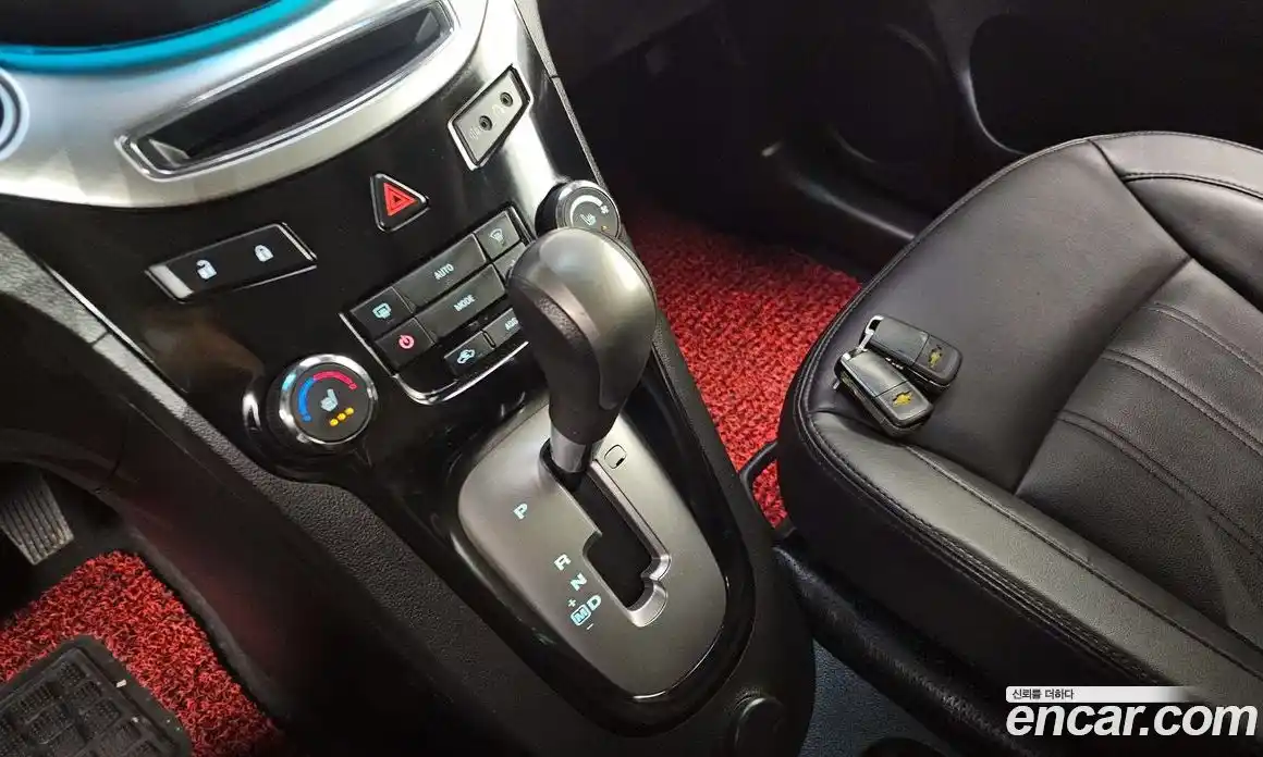 Chevrolet Orlando 2013 2.0 Автомат в Москве № 39913, фото 17