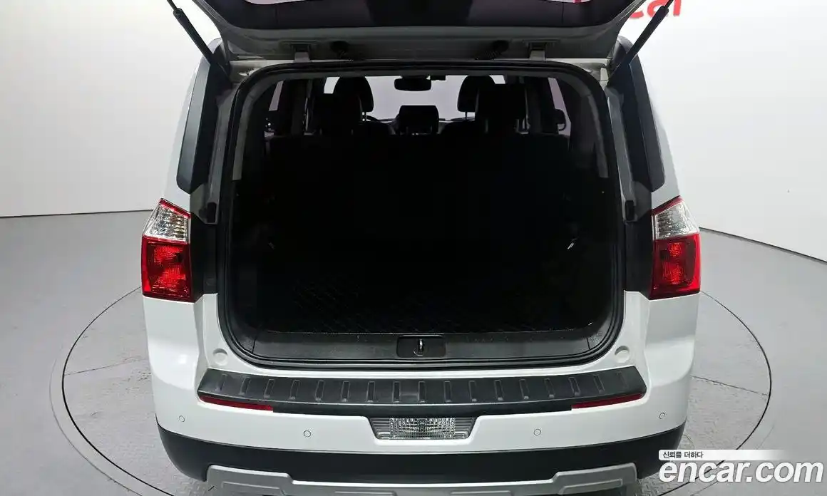 Chevrolet Orlando 2013 2.0 Автомат в Москве № 39913, фото 4