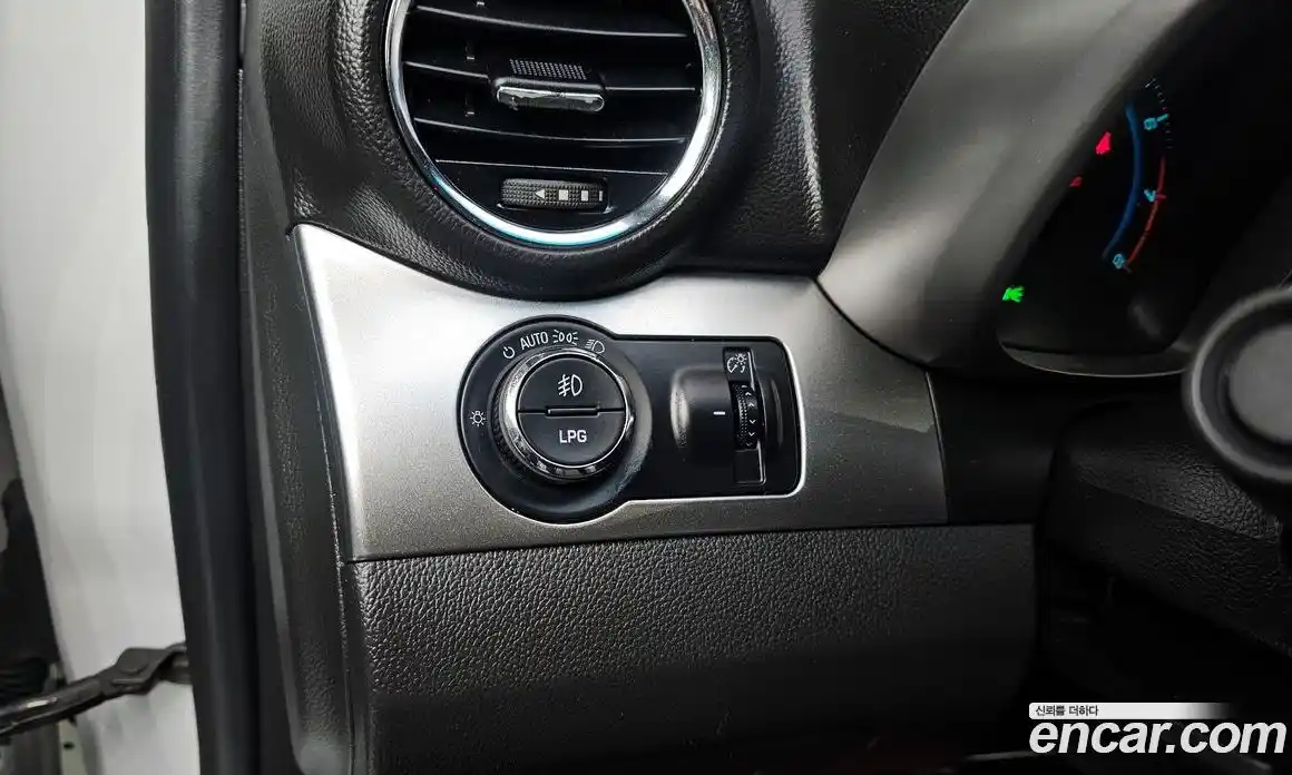 Chevrolet Orlando 2013 2.0 Автомат в Москве № 39913, фото 10