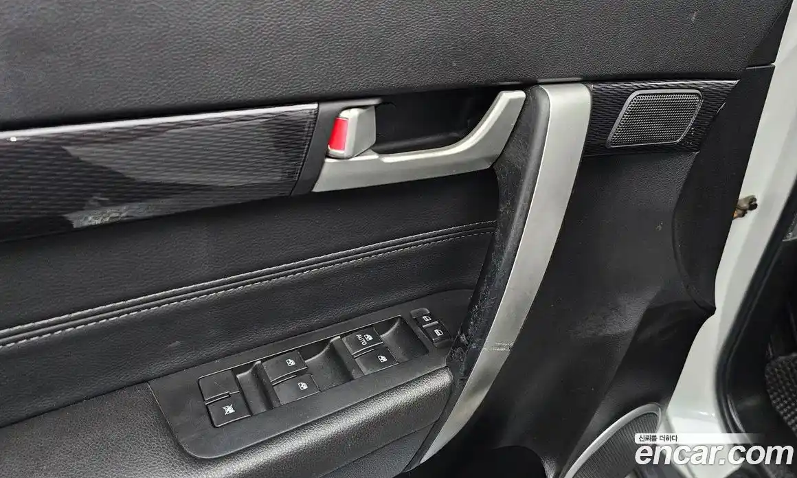 Chevrolet Captiva 2015 2.0 Автомат в Москве № 40063, фото 10