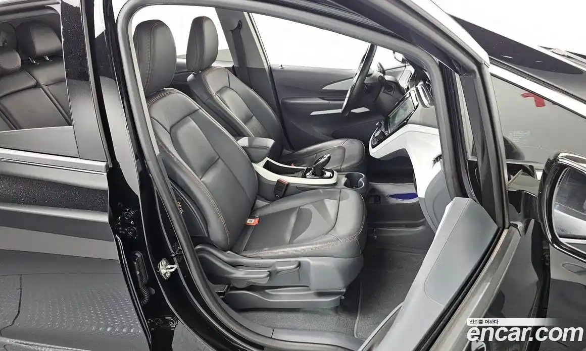 Chevrolet Bolt EV 2020 0.2 Автомат в Москве № 40332, фото 15