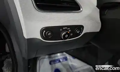 Chevrolet Bolt EV 2020 0.2 Автомат в Москве № 40332, миниатюра 6