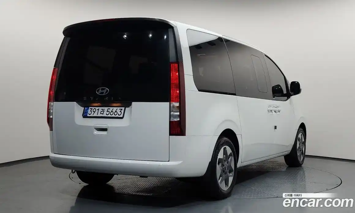 Hyundai Staria 2025 1.6 Автомат в Москве № 43267, фото 14