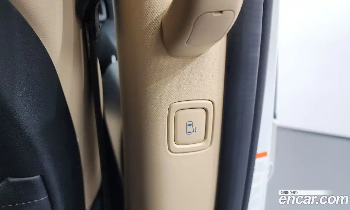 Hyundai Staria 2025 1.6 Автомат в Москве № 43267, фото 3