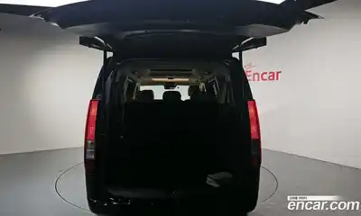 Hyundai Staria, 2025