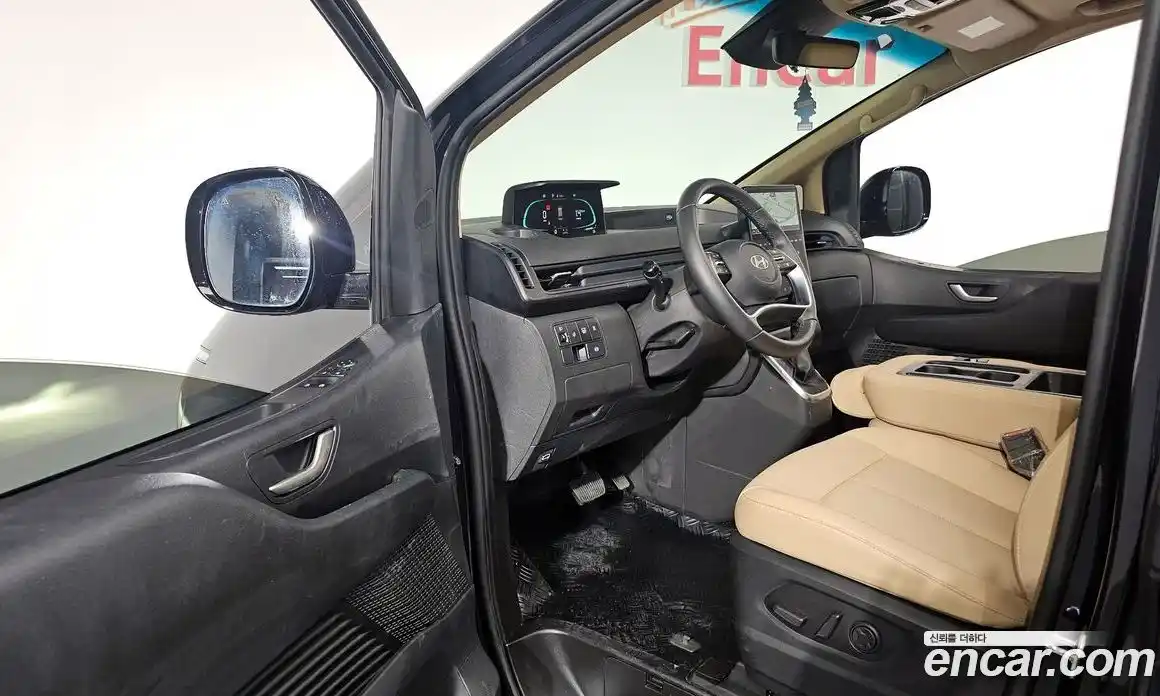 Hyundai Staria 2025 1.6 Автомат в Москве № 43364, фото 17