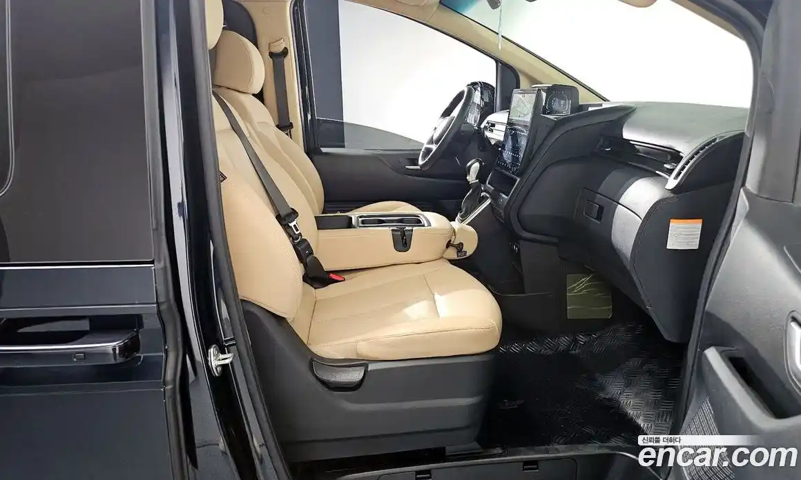 Hyundai Staria 2025 1.6 Автомат в Москве № 43364, фото 19