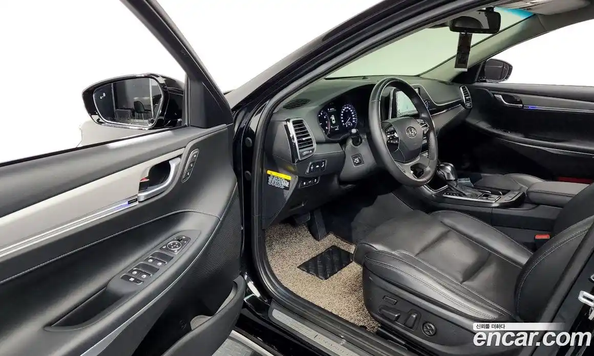 Hyundai Grandeur 2019 3.0 Автомат в Москве № 46913, фото 1