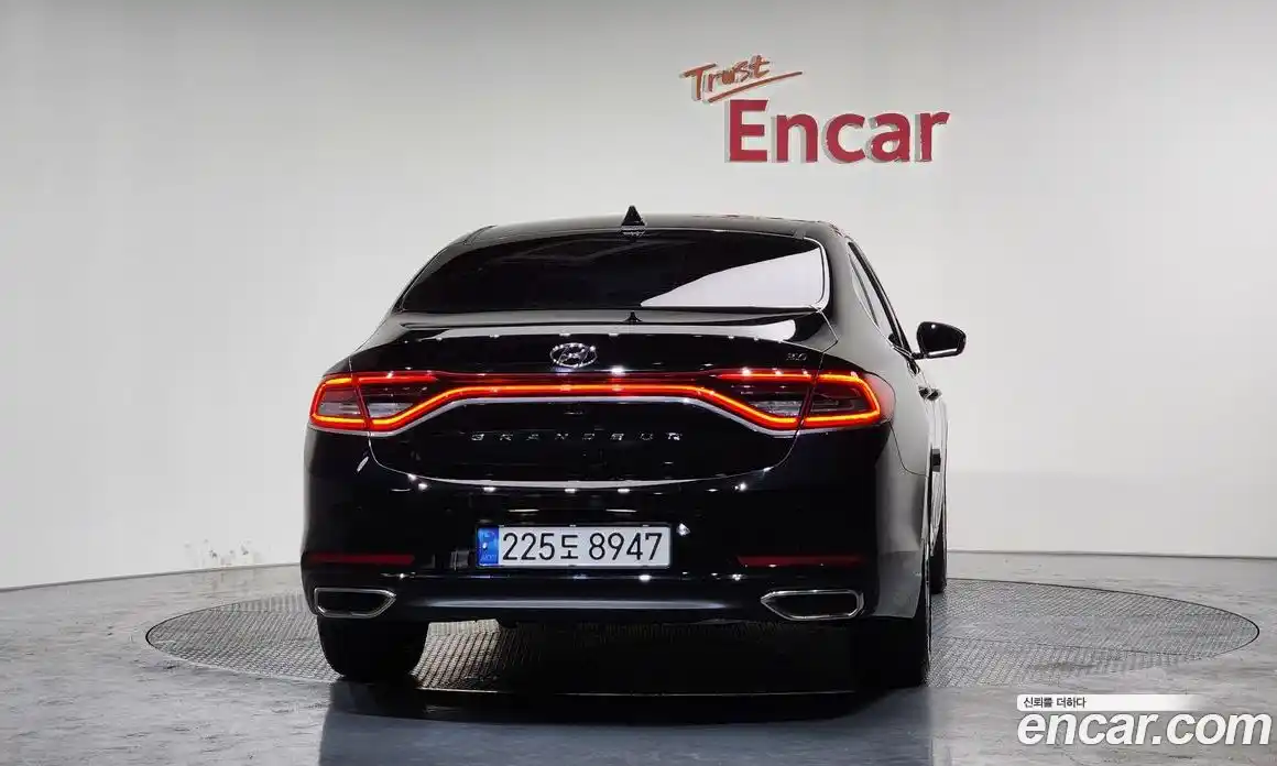 Hyundai Grandeur 2019 3.0 Автомат в Москве № 46913, фото 11