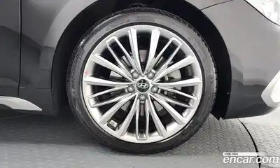 Hyundai Grandeur 2019 3.0 Автомат в Москве № 46913, миниатюра 3