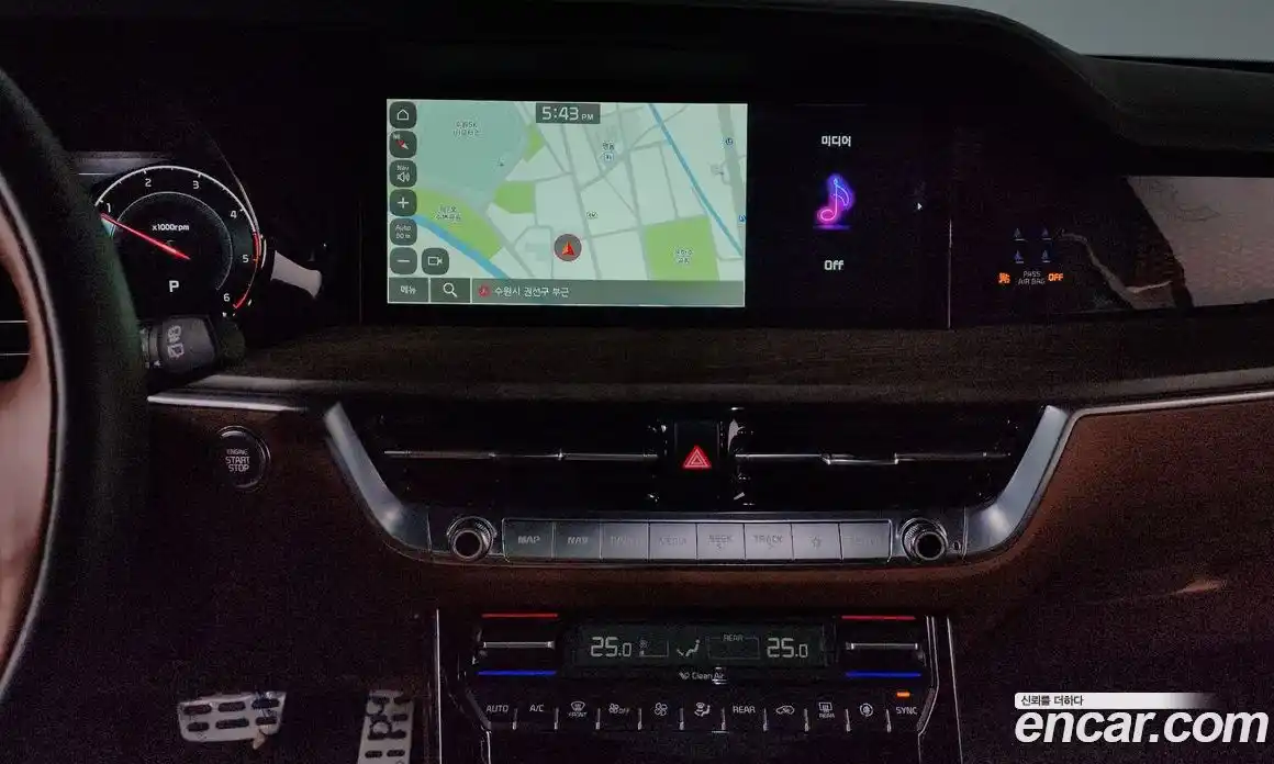 Kia Mohave 2024 3.0 Автомат в Москве № 54172, фото 14