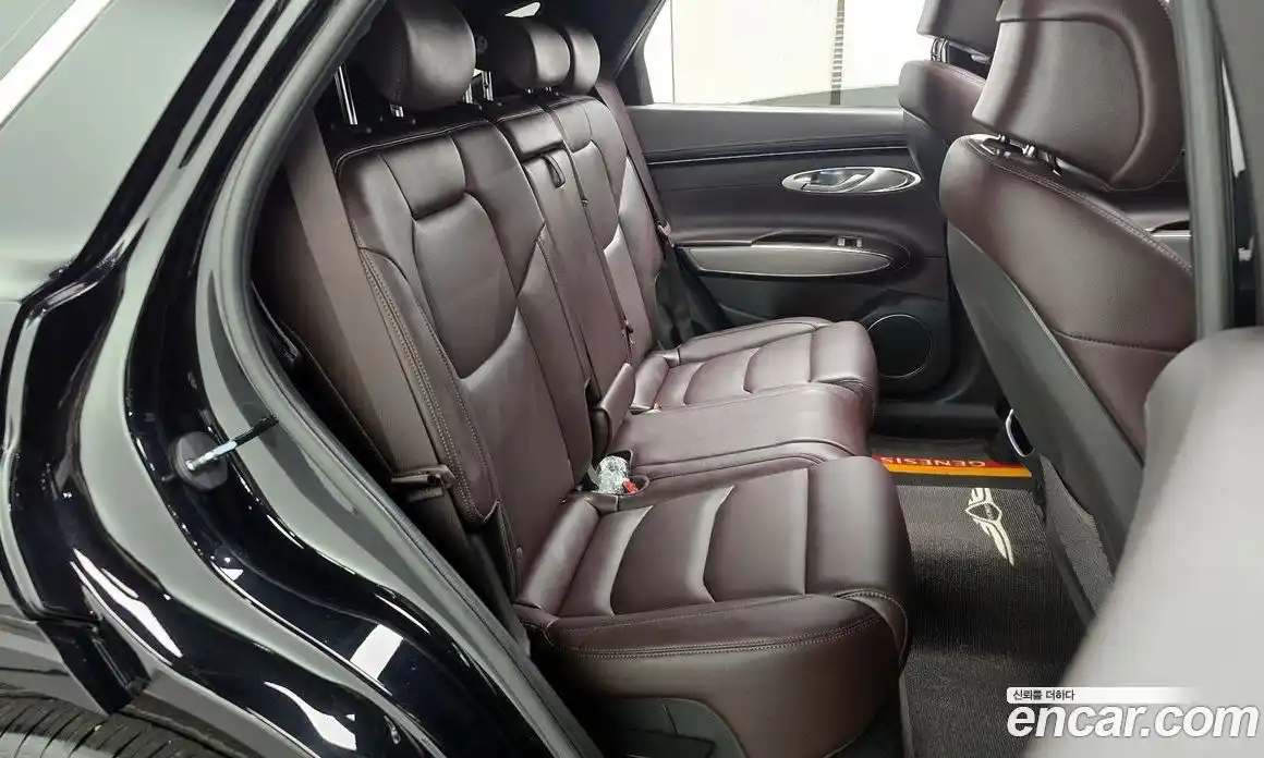 Genesis GV70 2024 2.5 Автомат в Москве № 57665, фото 4