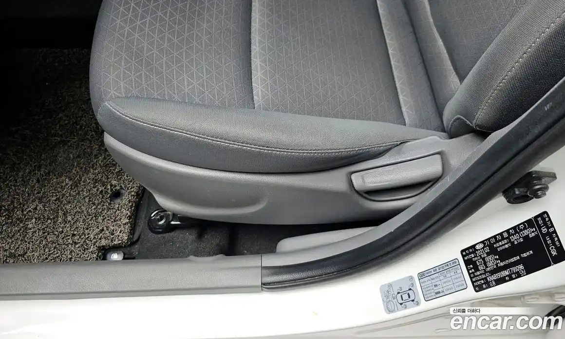 Kia Morning 2021 1.0 Автомат в Москве № 59974, фото 17