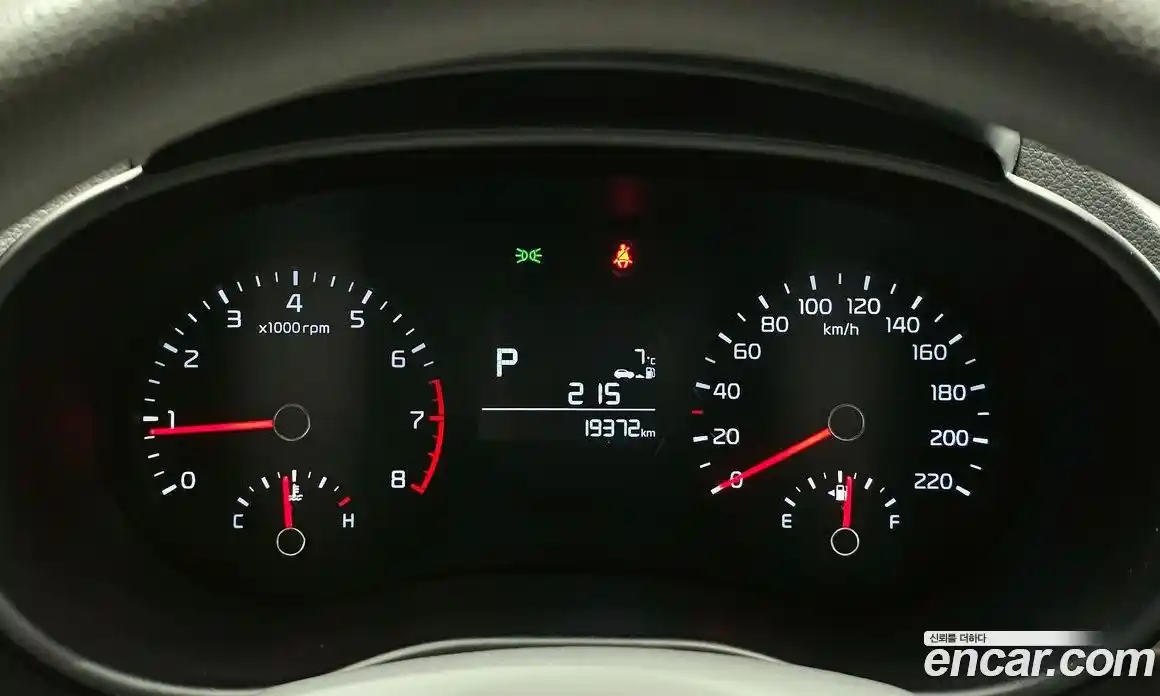 Kia Morning 2021 1.0 Автомат в Москве № 59974, фото 9