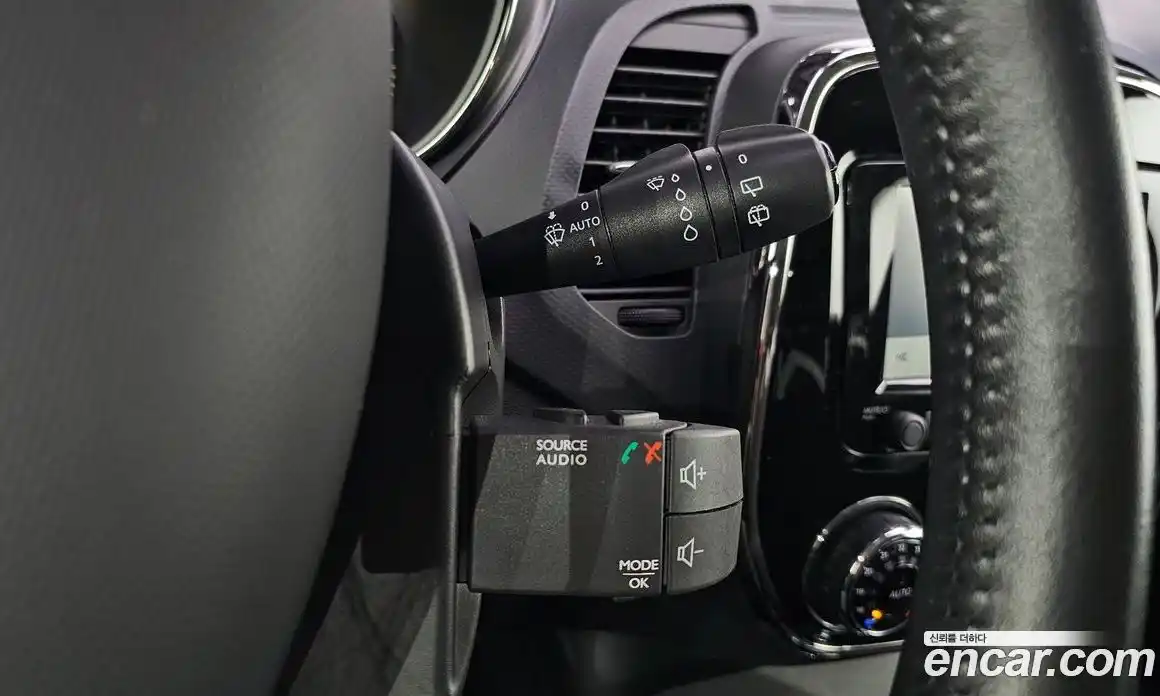 Renault QM3 2014 1.5 Автомат в Москве № 66403, фото 11