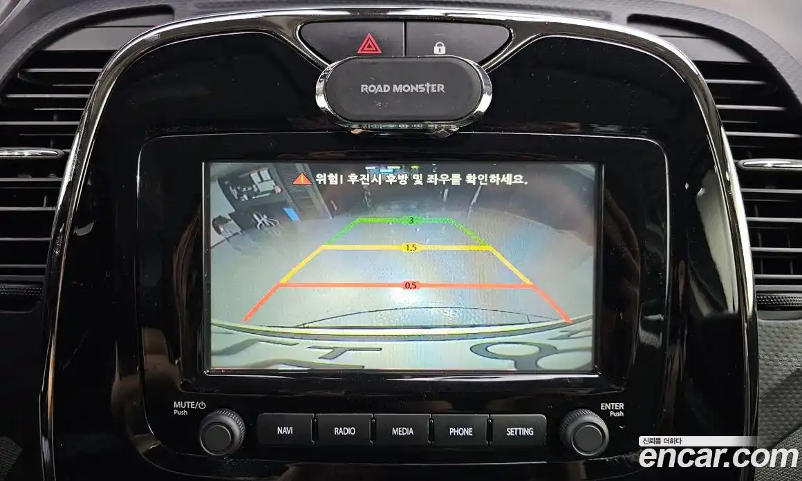 Renault QM3 2014 1.5 Автомат в Москве № 66403, фото 19