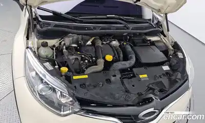 Renault QM3 2014 1.5 Автомат в Москве № 66403, миниатюра 5