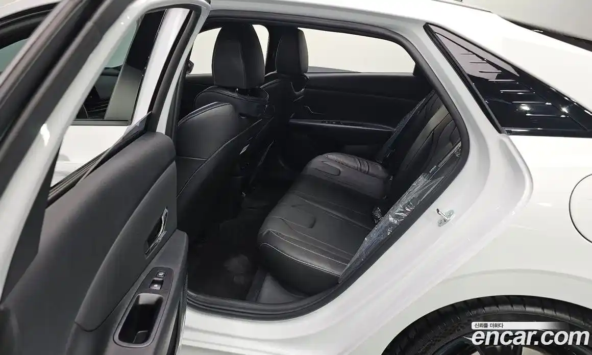 Hyundai Avante 2025 2.0 Автомат в Москве № 6809, фото 17