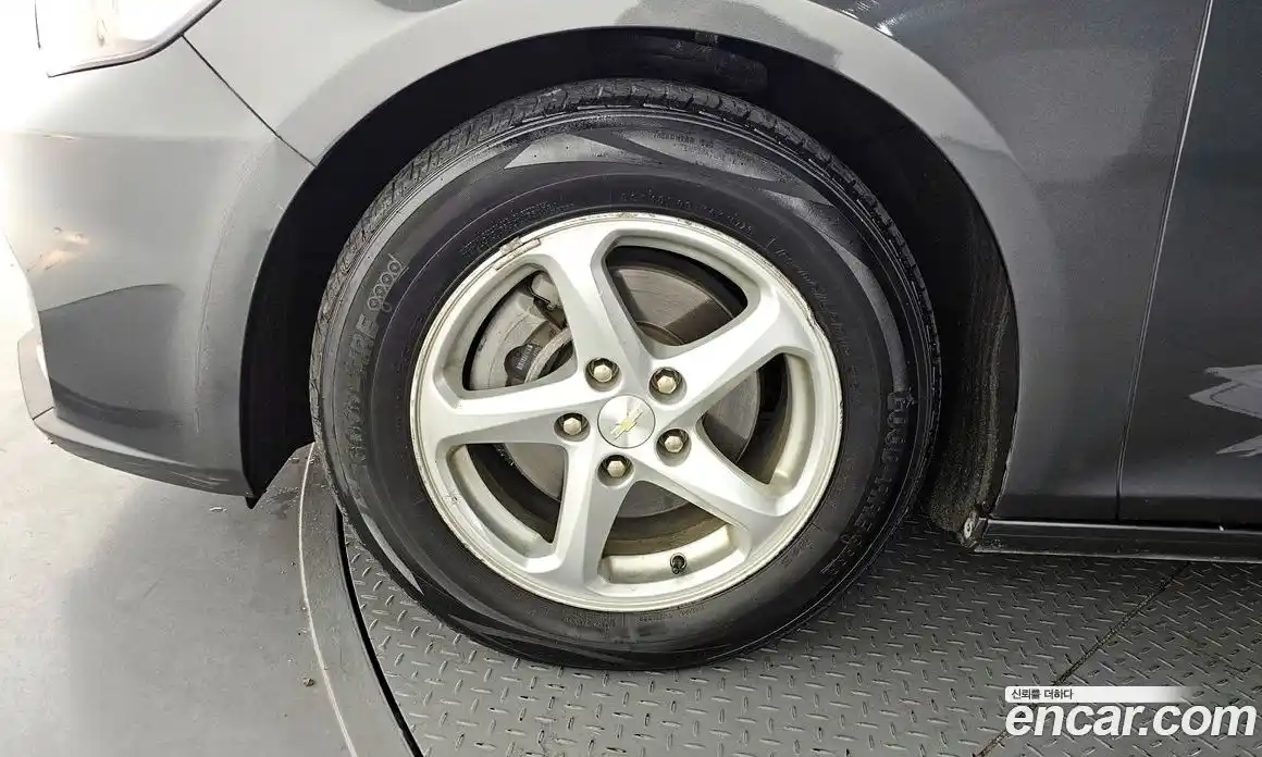 Chevrolet Malibu 2017 1.5 Автомат в Москве № 99845, фото 17