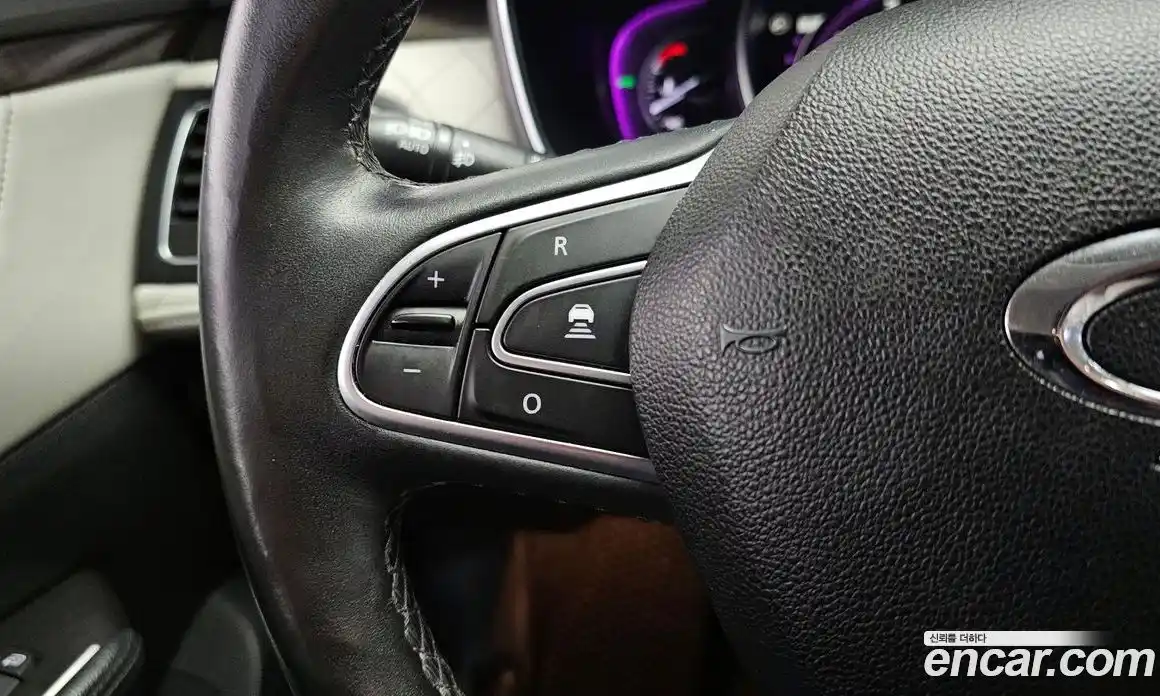 Renault SM6 2016 1.6 Автомат в Москве № 106063, фото 11