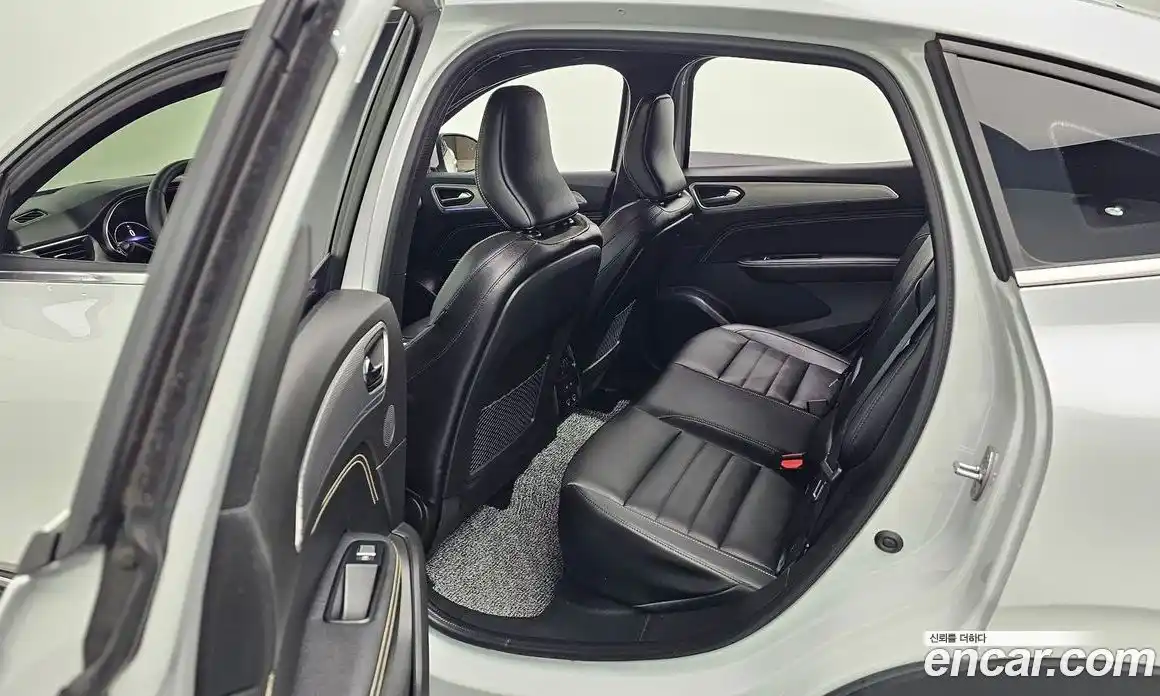 Renault XM3 2024 1.6 Автомат в Москве № 107527, фото 20