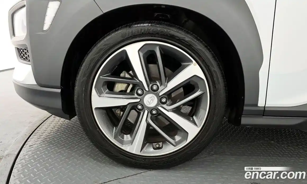 Hyundai Kona 2018 1.6 Автомат в Москве № 107846, фото 12