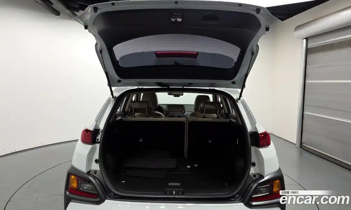 Hyundai Kona 2018 1.6 Автомат в Москве № 107846, фото 15