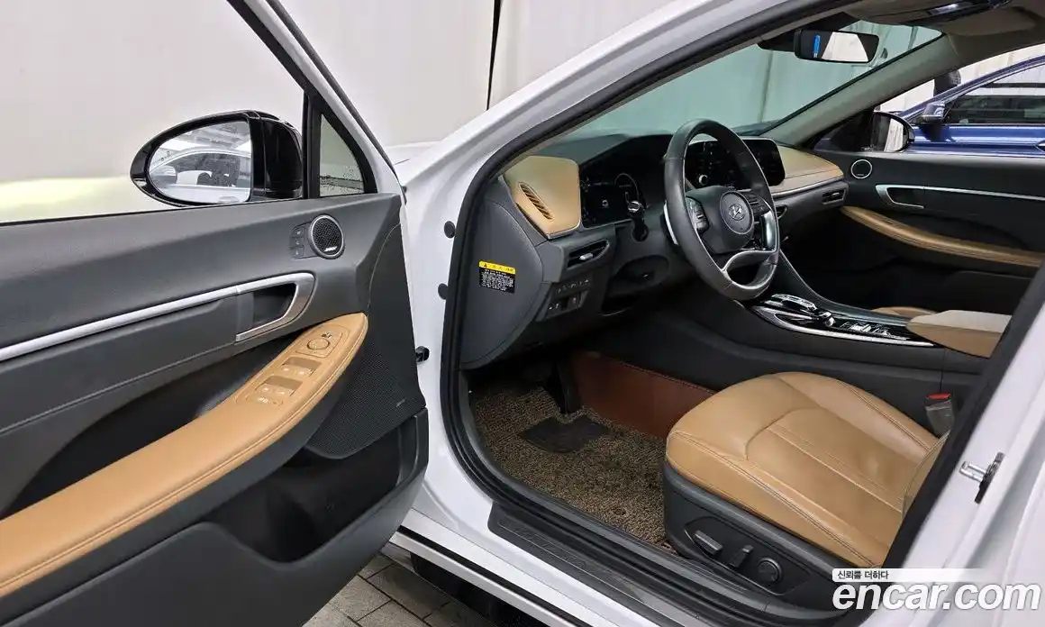 Hyundai Sonata 2020 1.6 Автомат в Москве № 107925, фото 13