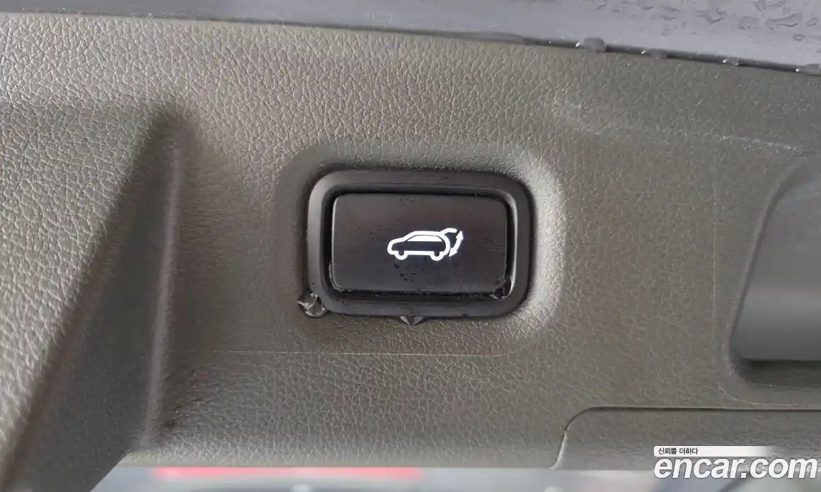 Hyundai Santa Fe 2023 2.5 Автомат в Москве № 109860, фото 15