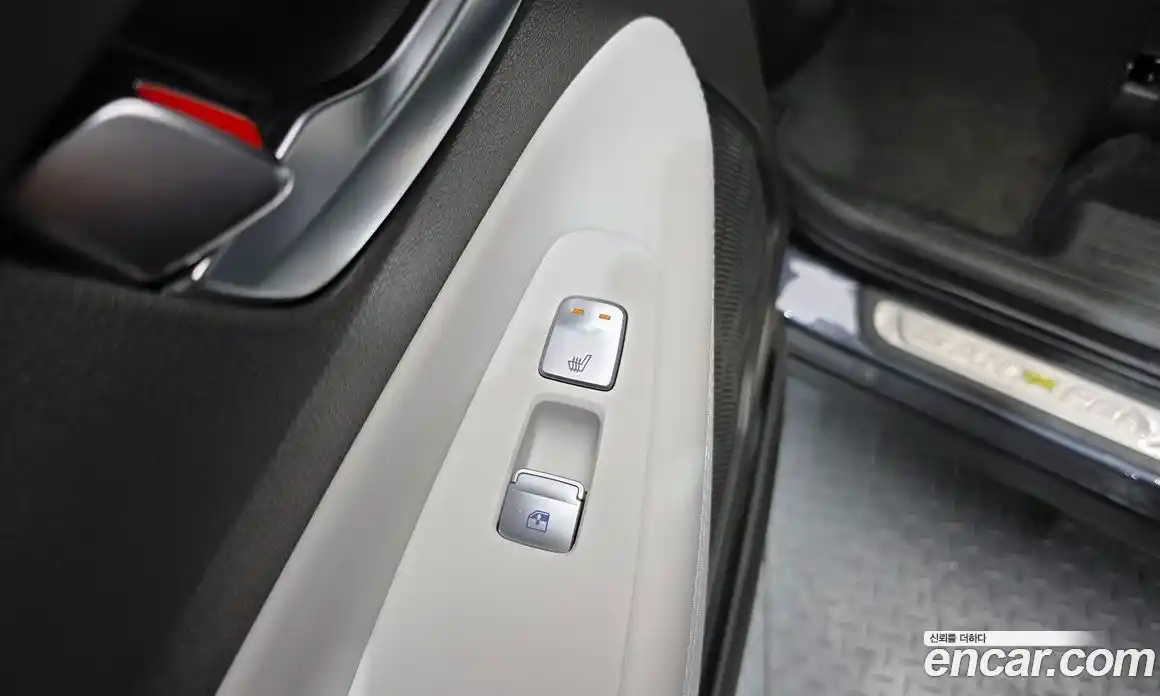 Hyundai Santa Fe 2023 2.5 Автомат в Москве № 109860, фото 17