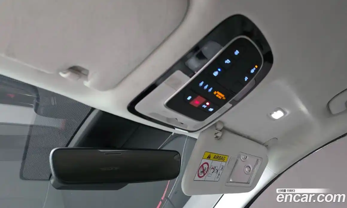 Hyundai Santa Fe 2023 2.5 Автомат в Москве № 109860, фото 4