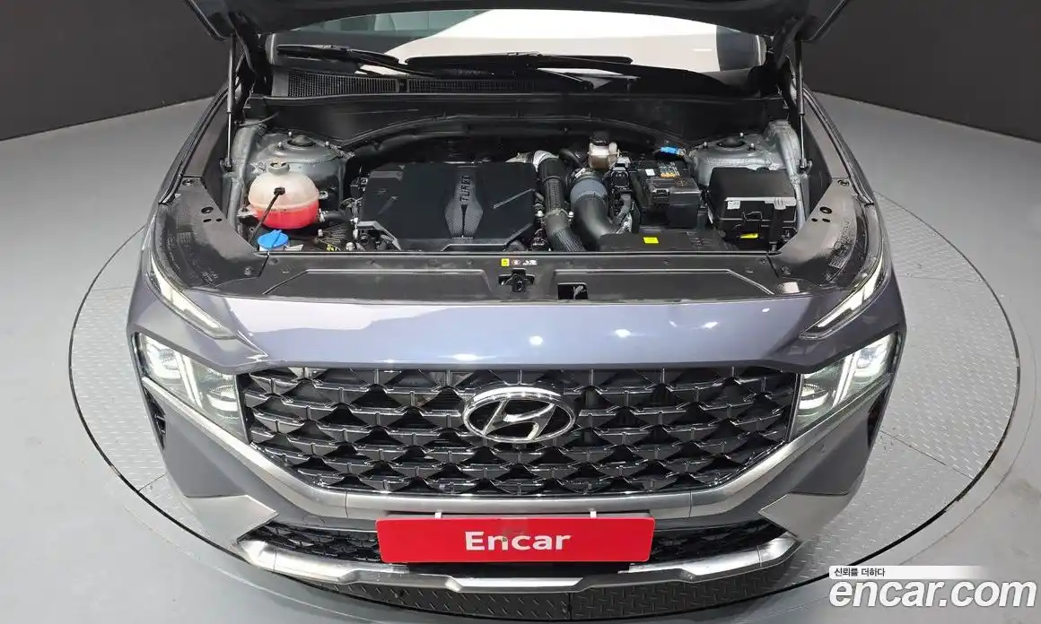 Hyundai Santa Fe 2023 2.5 Автомат в Москве № 109860, фото 7