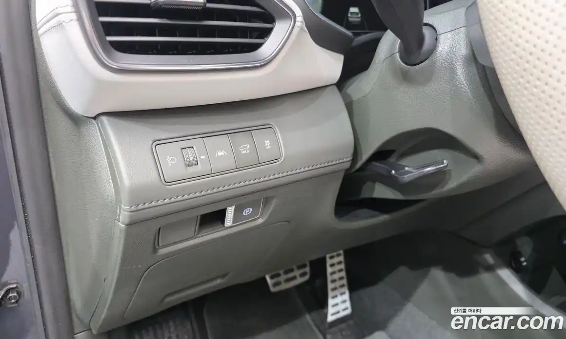 Hyundai Santa Fe 2023 2.5 Автомат в Москве № 109860, фото 9