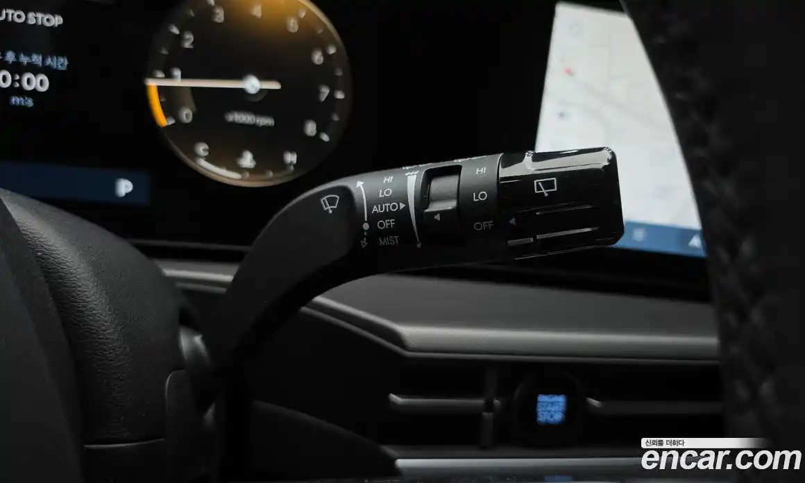 Hyundai Santa Fe 2024 2.5 Автомат в Москве № 110987, фото 13