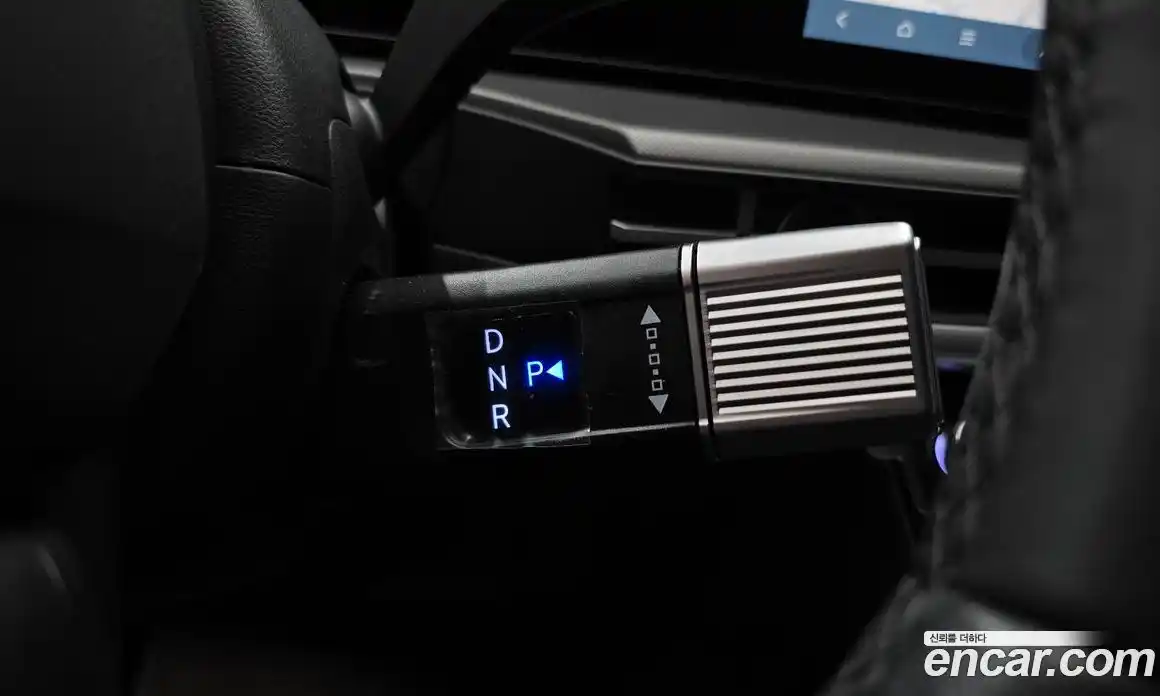 Hyundai Santa Fe 2024 2.5 Автомат в Москве № 110987, фото 17