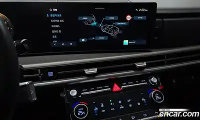 Hyundai Santa Fe 2024 2.5 Автомат в Москве № 110987, миниатюра 5