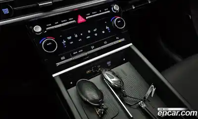 Hyundai Santa Fe 2024 1.6 Автомат в Москве № 111862, миниатюра 9