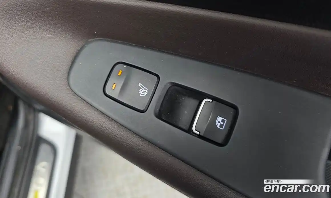 Hyundai Santa Fe 2023 1.6 Автомат в Москве № 111898, фото 16