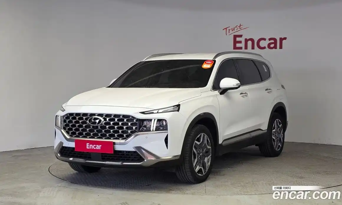 Hyundai Santa Fe 2023 1.6 Автомат в Москве № 111898, фото 20