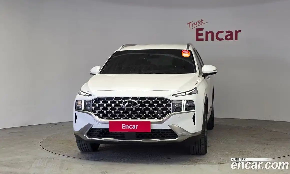 Hyundai Santa Fe 2023 1.6 Автомат в Москве № 111898, фото 5