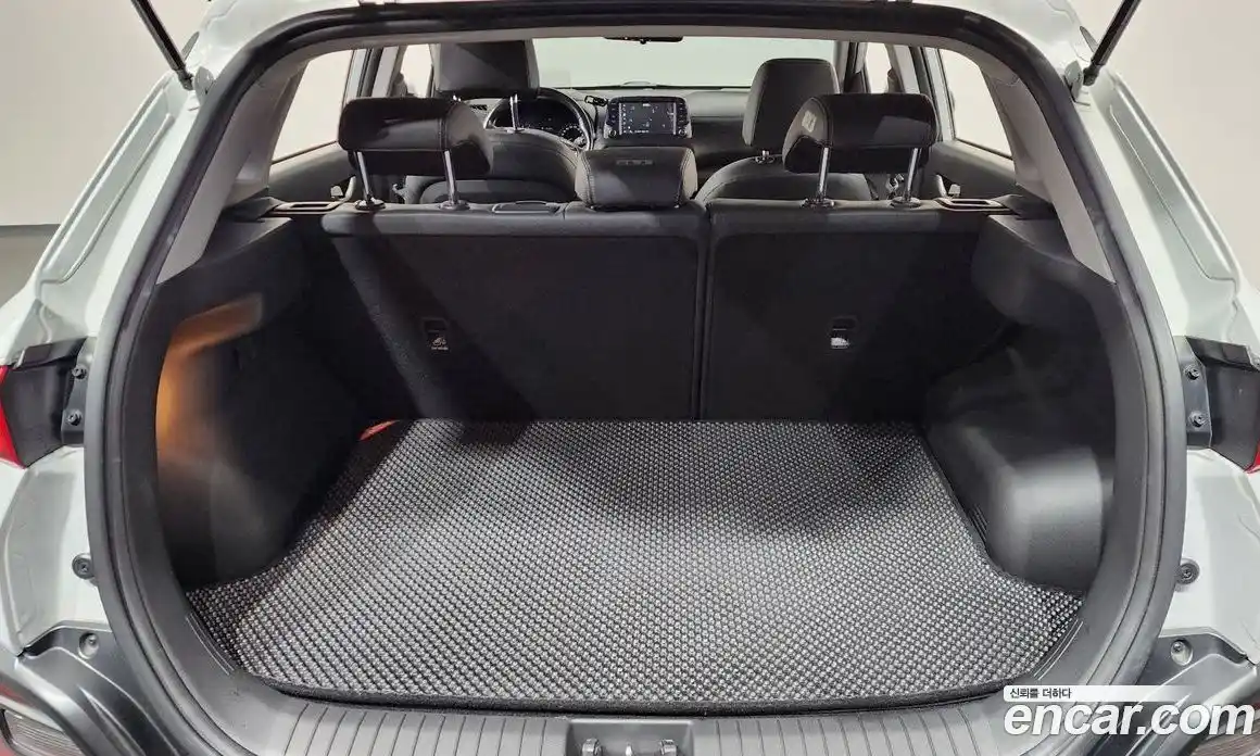 Hyundai Kona 2018 1.6 Автомат в Москве № 112880, фото 4