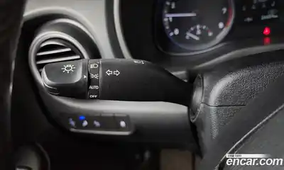 Hyundai Kona 2018 1.6 Автомат в Москве № 112880, миниатюра 5
