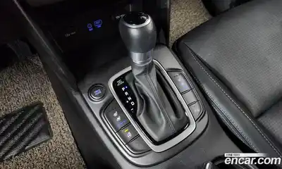 Hyundai Kona 2018 1.6 Автомат в Москве № 112880, миниатюра 9