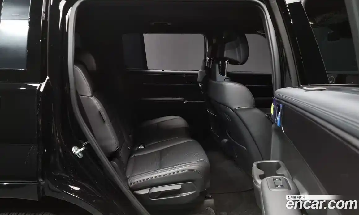 Hyundai Santa Fe 2024 2.5 Автомат в Москве № 119462, фото 20