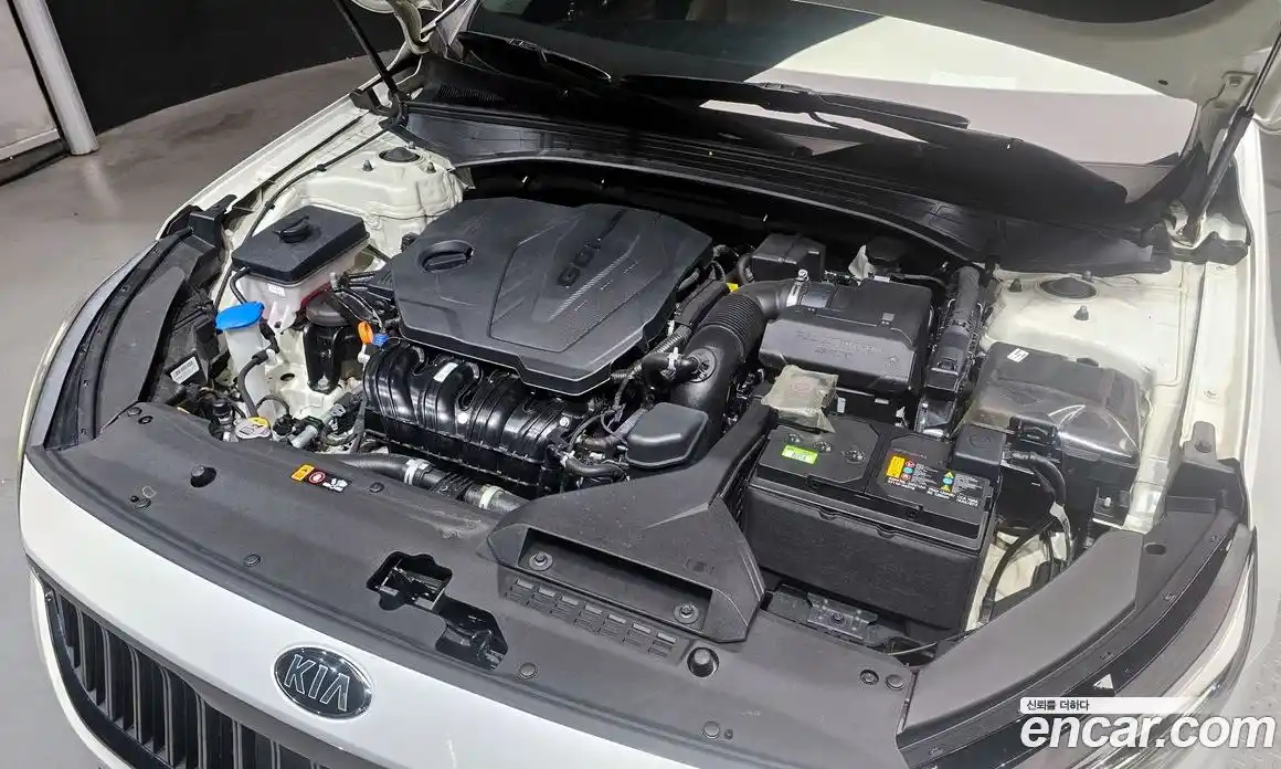 Kia K7 2020 2.5 Автомат в Москве № 120446, фото 14