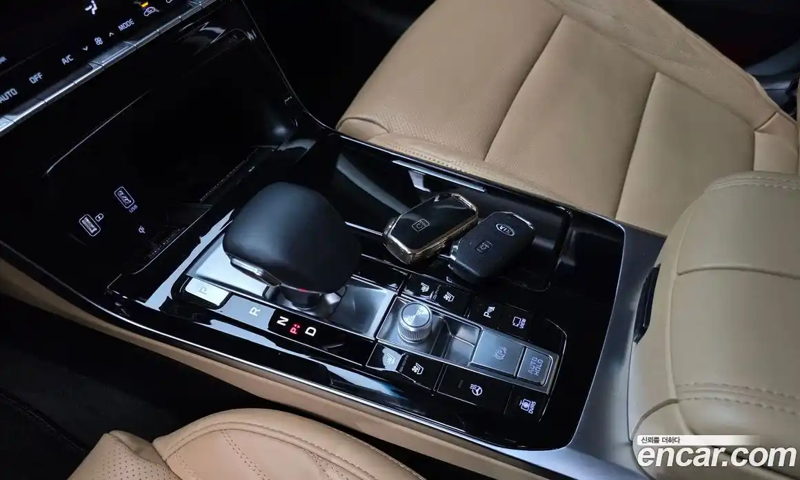 Kia K7 2020 2.5 Автомат в Москве № 120446, фото 5