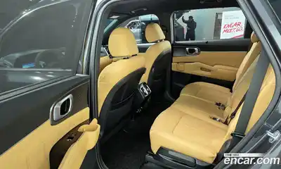 Kia Sorento 2023 1.6 Автомат в Москве № 122748, миниатюра 3