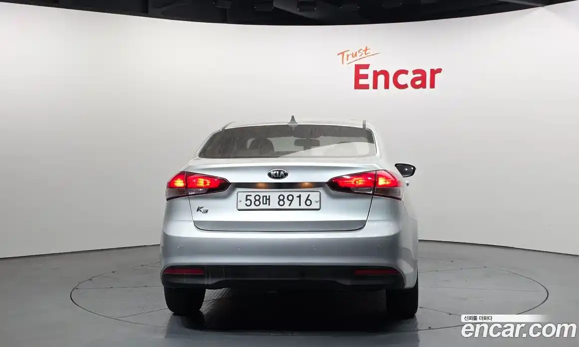 Kia K3 2016 1.6 Автомат в Москве № 124917, фото 14