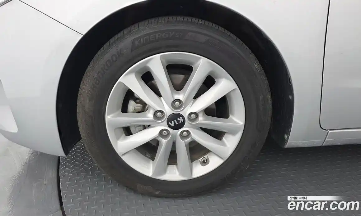 Kia K3 2016 1.6 Автомат в Москве № 124917, фото 19