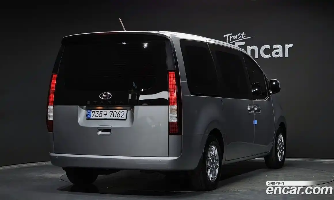 Hyundai Staria 2022 2.2 Автомат в Москве № 125525, фото 4